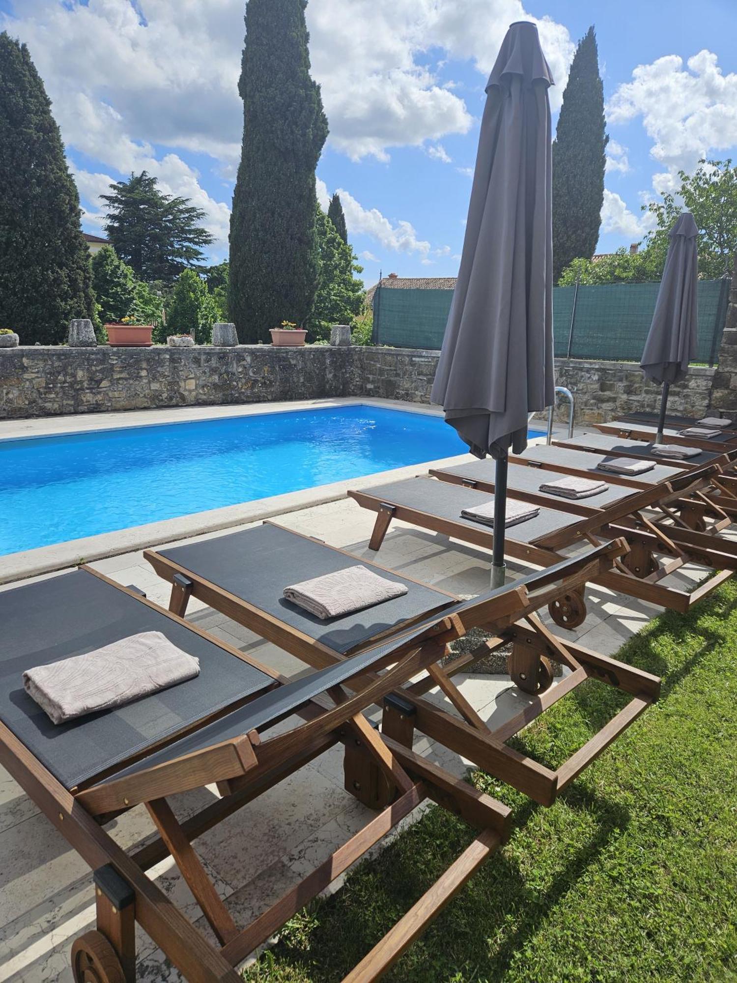 Villa Letizia Oprtalj Екстер'єр фото